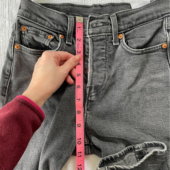 Levi’s wedgie fit cropped jeans size 25 - Picture 4 of 7